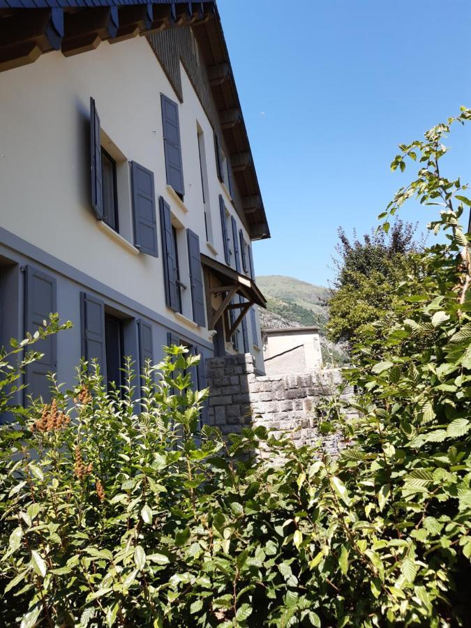 Chalet Du Doumet - Appart Luz Centre - Parking Et Garage Individuel Ferme - Draps Et Serviettes Inclus Luz-Saint-Sauveur Ngoại thất bức ảnh